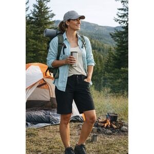 New Patagonia Womens Black Skyline Traveler Shorts Nylon Size 10 Gorpcore Hiking